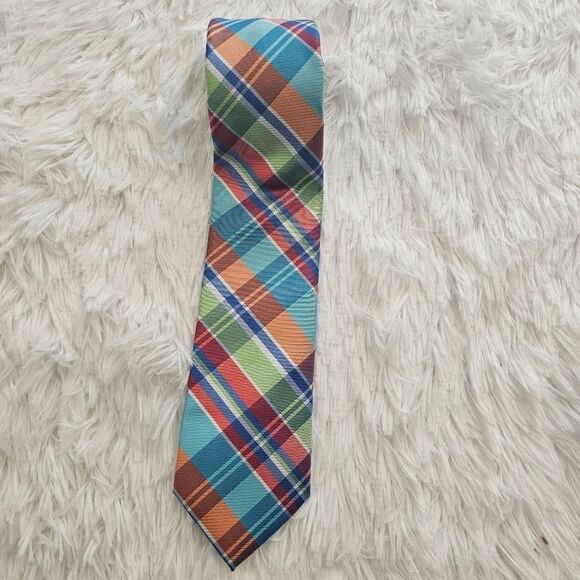 Colorful Izod tie like new - Picture 3 of 6